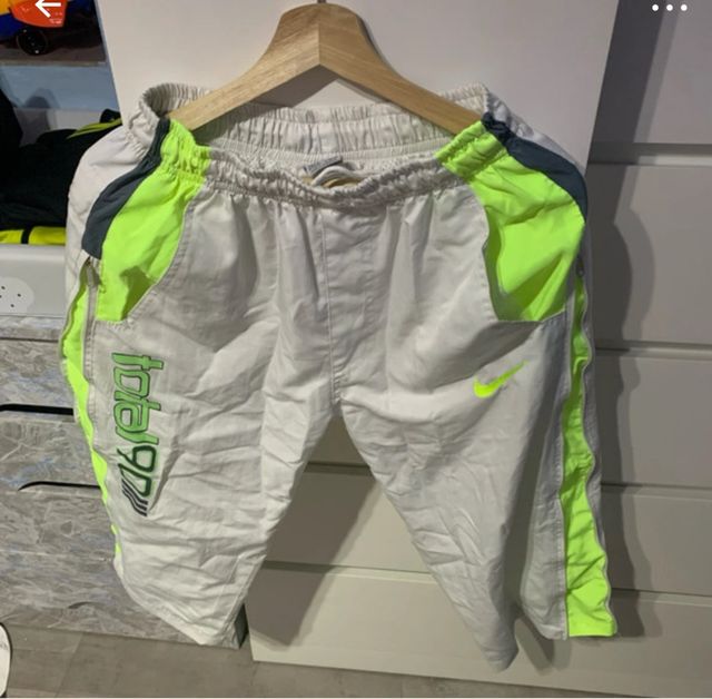 Pantalón Corto Nike Hombre Total 90 Verde Blanco