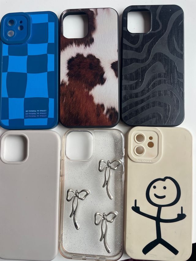 Cover iPhone 12 (Varie) 2€ ciascuna