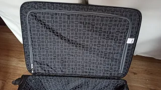 Maleta VGG Negra con Ruedas