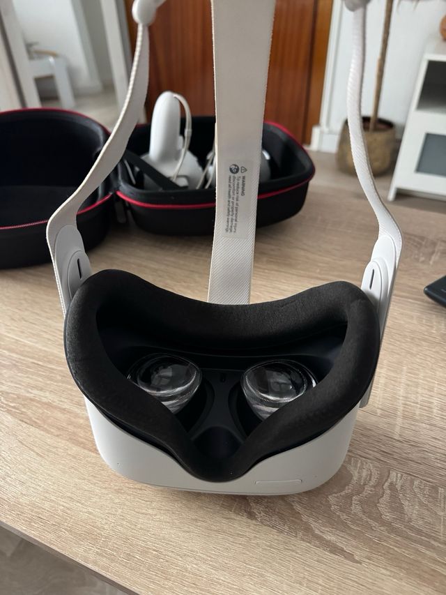 Oculus Quest 2 + Maletín