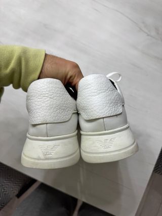 Zapatillas Emporio Armani Blancas y Negras