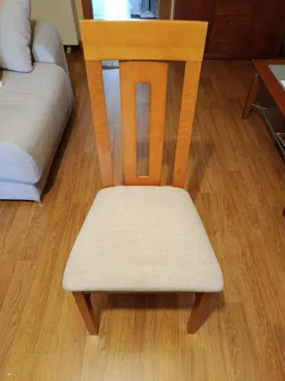 Mesa de comedor con 6 sillas