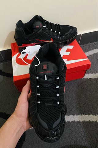 Nike Shox TL Talla 41 Negro/Rojo