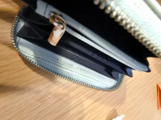 Cartera Tommy Hilfiger azul