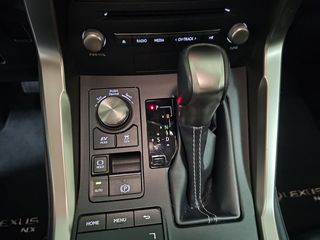 Lexus NX 2.5 300h Premium 2WD