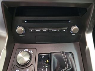 Lexus NX 2.5 300h Premium 2WD