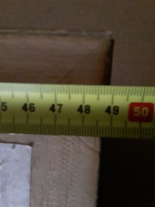 Cuadro mujer en baño