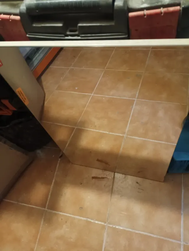 Espejo de pared madera y cristal. Tamaño 50x80