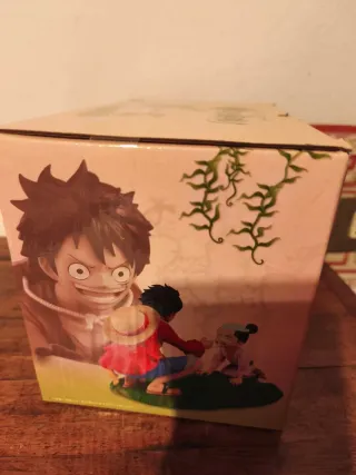 Ichiban Kuji One Piece Revible Moment Luffy Momono