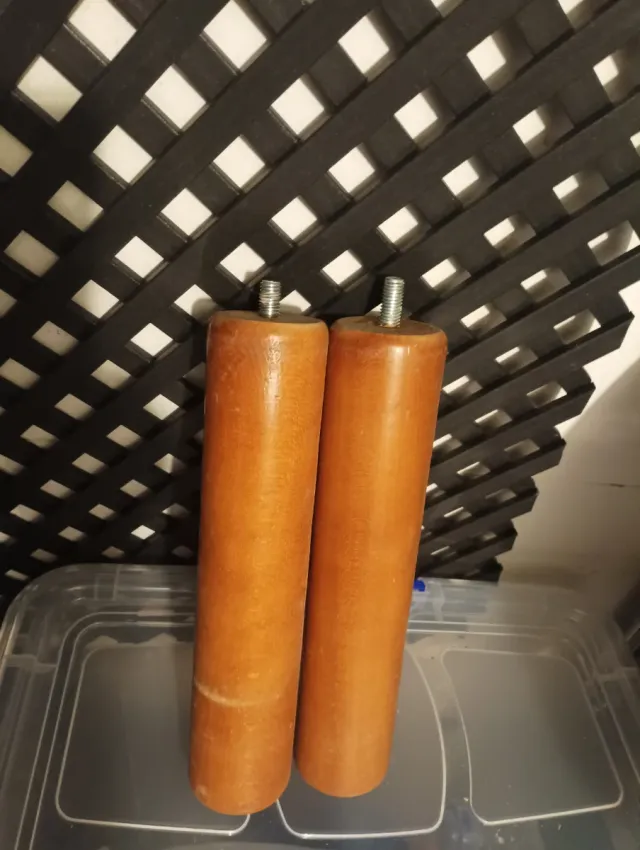 Patas de somier de madera