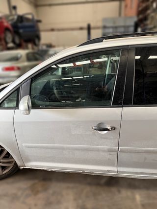 PUERTA DELANTERA IZQUIERDA VOLKSWAGEN TOURAN 1.9