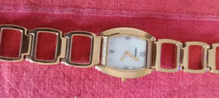 Reloj Cacharel Vintage Mujer Dorado y Blanco