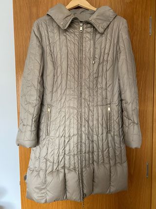 Elegante plumífero acolchado beige Talla XL