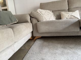 Conjunto de sofás 3+2 plazas en beige antimanchas