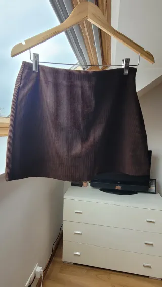 Falda pantalón pana marrón Stradivarius Talla M