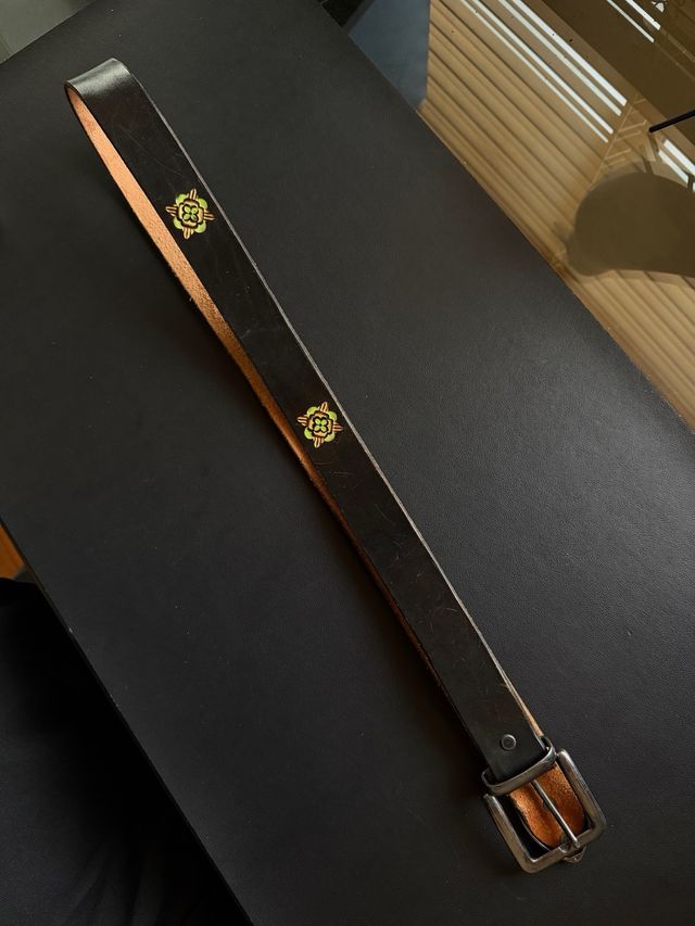 Cinturon suizo - cuero autentico. 115cm