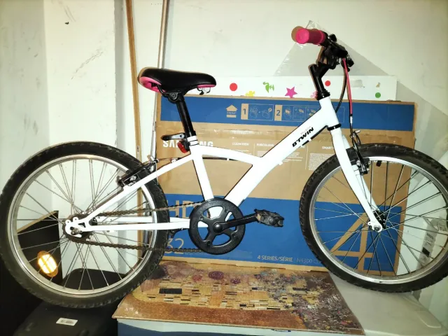 Bicicleta BTWIN 20 Mistigirl 300 Blanca