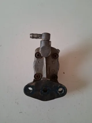Bomba de combustible Tohatsu 5cv