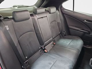 Lexus UX 2.0 250h Business