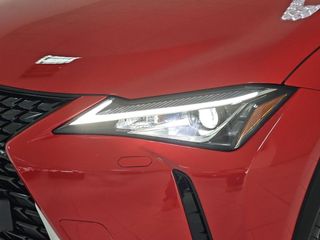 Lexus UX 2.0 250h Business