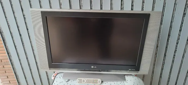 Televisor LG Plata