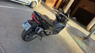 Kimco AK550