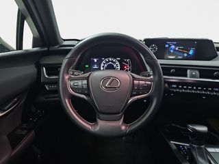 Lexus UX 2.0 250h Premium