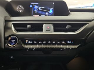 Lexus UX 2.0 250h Premium