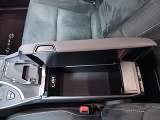 Lexus UX 2.0 250h Premium