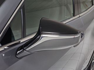 Lexus UX 2.0 250h Premium