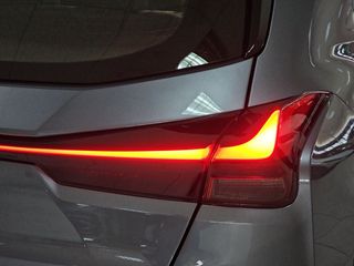 Lexus UX 2.0 250h Premium