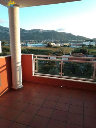 Piso en venta en Les Marines/Las Marinas en Dénia