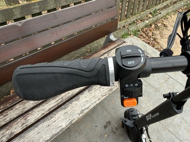 Patinete Eléctrico BOOP by ECOXTREM