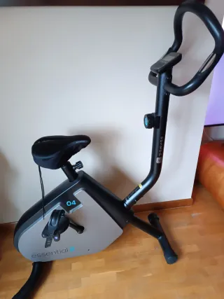Bicicleta estática Esencial 2