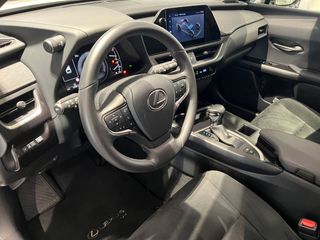 Lexus UX 2.0 250h Premium