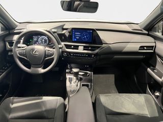 Lexus UX 2.0 250h Premium
