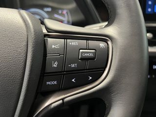 Lexus UX 2.0 250h Premium