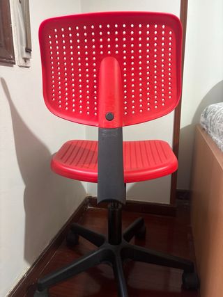Silla Ikea Roja Infantil
