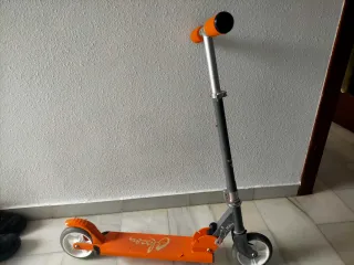 2 Patinetes Naranja Plegables