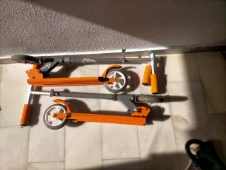 2 Patinetes Naranja Plegables