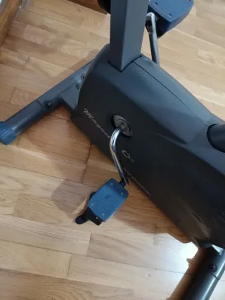 Bicicleta Estática Gris y Azul