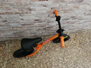 Bici infantil sin pedales naranja