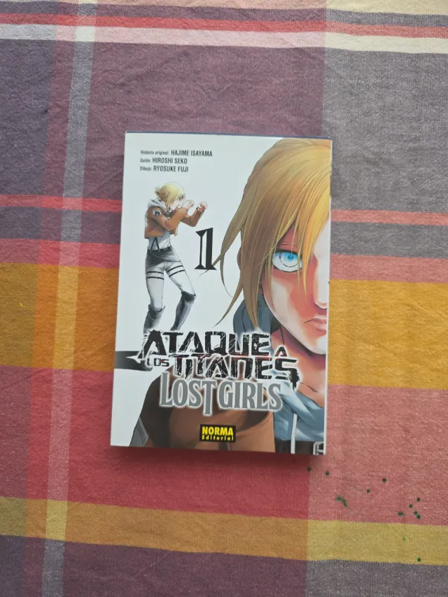 Cómic Ataque a los Titanes: Lost Girls 1