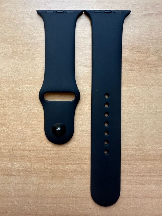 Apple Watch 42mm. Cinturino Sport Nero M/L