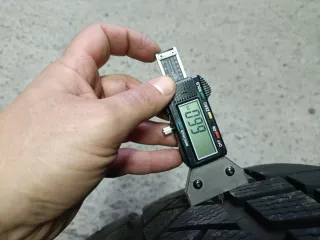 Neumáticos Invierno 265/45R20