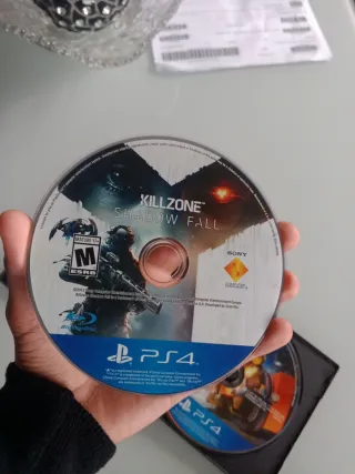 2 Jogos PS4 Killzone Shadow Fall e Lego Movie