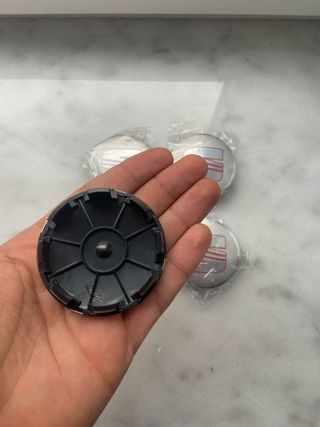 4 Tapabujes Seat 63mm plata nuevos 1P0601165