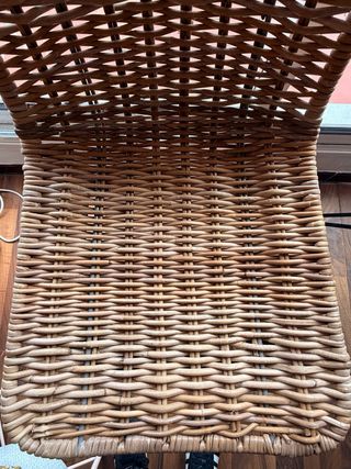 Sillas de ratán natural (2 unidades).