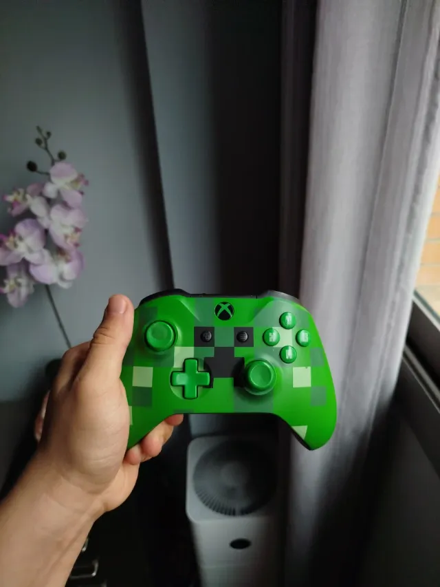 Pack 2 Mandos Xbox One + Base de carga + Juegos