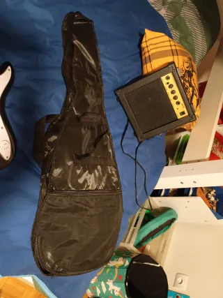 Guitarra Eléctrica Negra